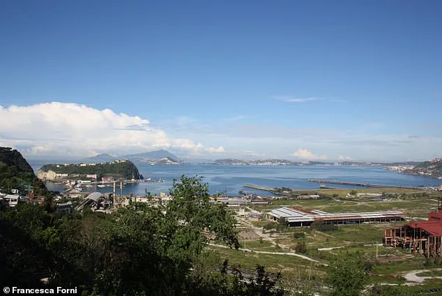 Supervolcano Wakes Up: AI Analysis Reveals Campi Flegrei's Surging Seismic Activity, Threatening Hundreds of Thousands