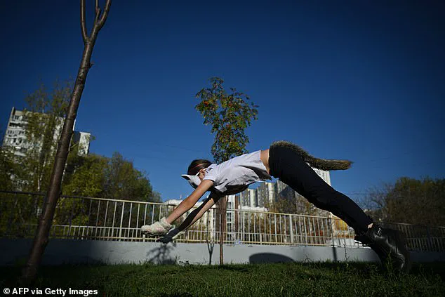 Quadrobics: The Bizarre Fitness Fad That's Dividing Experts and Fitness Enthusiasts