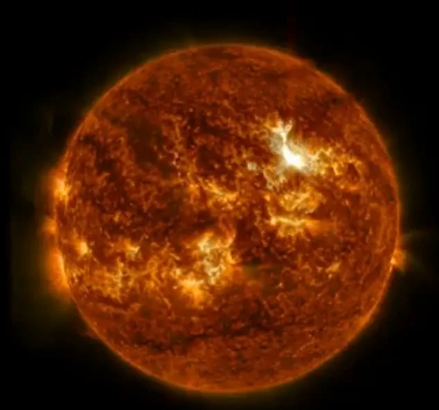 Solar Storm Alert: 'This is a Major Threat' as G4-Level Geomagnetic Storm Could Disrupt Global Tech and Power Systems