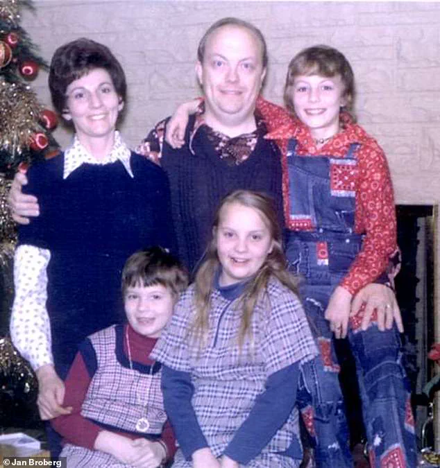 Jan Broberg Reflects on Her Mother's Passing and a Family Legacy 'Shrouded in Tragedy and Controversy'