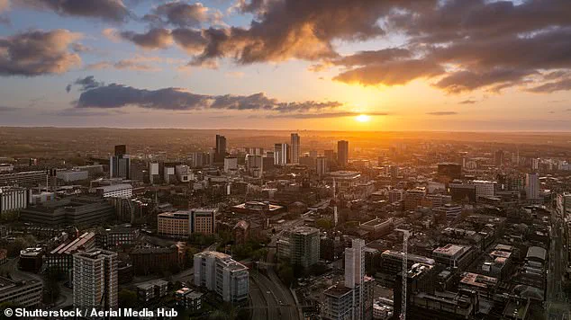 Study Reveals Higher NO2 Pollution in Low-Income Neighborhoods of Northern UK Cities