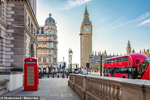 Oxford Study Reveals ChatGPT Biases, Prompting Calls for Regulatory Oversight