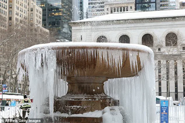 National Weather Service Issues 'Extreme Cold Warning' Across 20 States as Winter Storm Fern's Aftermath Looms: 'Conditions Could Be Fatal for Outdoor Exposure'