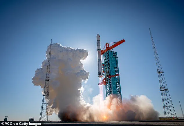 UK Preparing for Emergency as Chinese Rocket Zhuque–3 Re-Enters Atmosphere