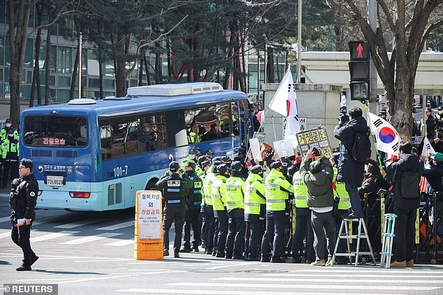 Yoon Suk Yeol Avoids Death Penalty, Sentenced to Life for Martial Law in South Korea