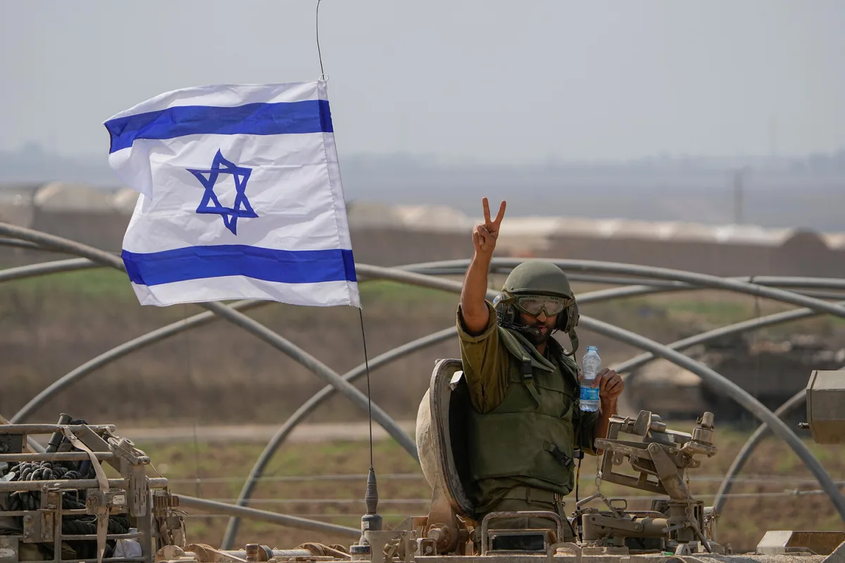 Israel Seizes Observation Posts Along Lebanon Border, Strategic Shift Amid Regional Tensions and Iran Operations