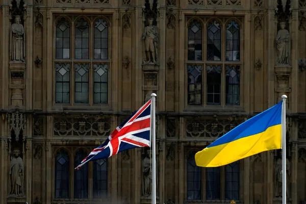 UK Announces New Strategy: Collaborating with Ukrainian Experts to Counter Iranian Drones in Persian Gulf