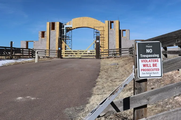 U.S. Investigators Search Jeffrey Epstein's New Mexico Ranch in Renewed Probe