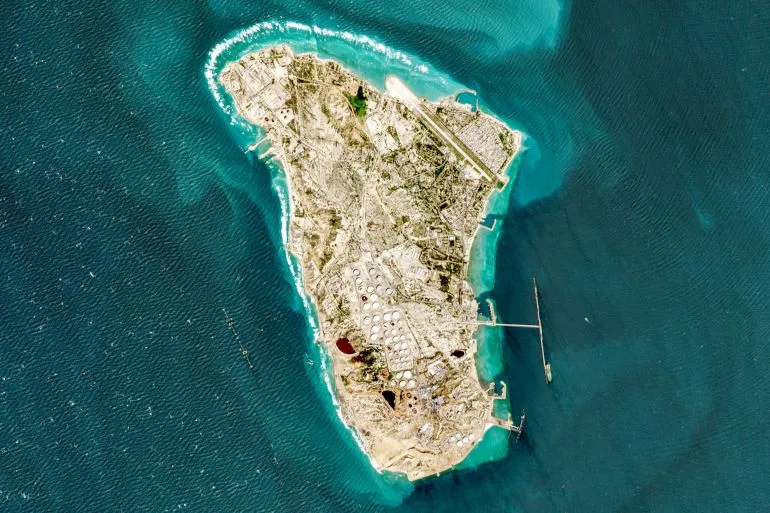 Trump Vows Further Attacks on Iran's Kharg Island as Hormuz Crisis Escalates