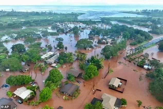 Hawaii Rescues Over 230 After Kona Storm Floods Oahu, Governor Calls It Largest in 20 Years