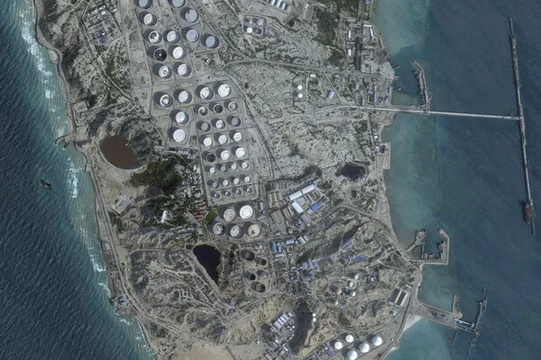 US Accelerates Military Deployment to Middle East Amid Potential Iran Operation on Kharg Island