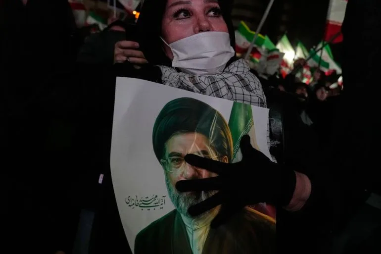Tensions Escalate as Trump Claims Iran 'Begging' for Deal, Iran Rejects U.S. Proposal with Hardening Stance