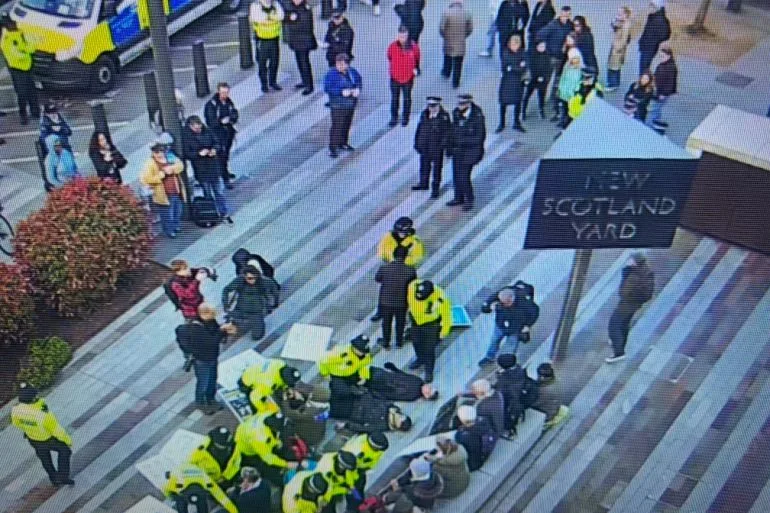 Met Police Reverse U-Turn, Arrest 18 Palestine Action Supporters Under Terrorism Laws Despite Court Ruling