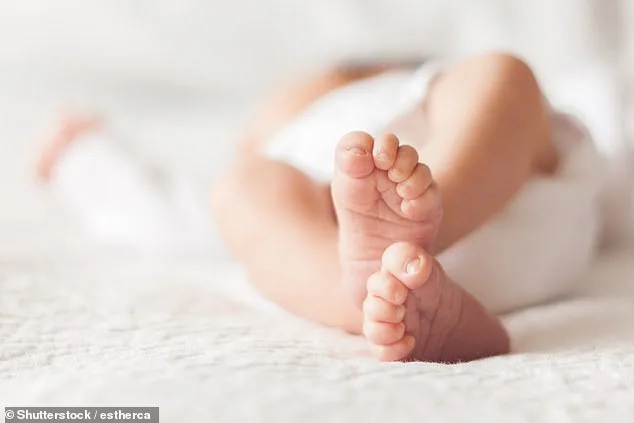 UK Court Confronts Paternity Mystery with Identical Twin Brothers in Unprecedented Case