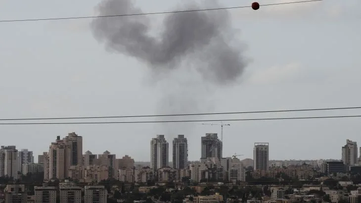Houthis Launch First Direct Attacks on Israel, Marking Bold Escalation in Regional Conflict