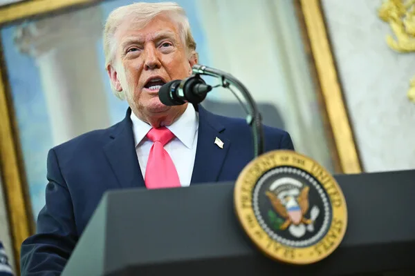 Trump Seeks Arab Backing for Iran Military Action as White House Forecasts Prolonged Tensions
