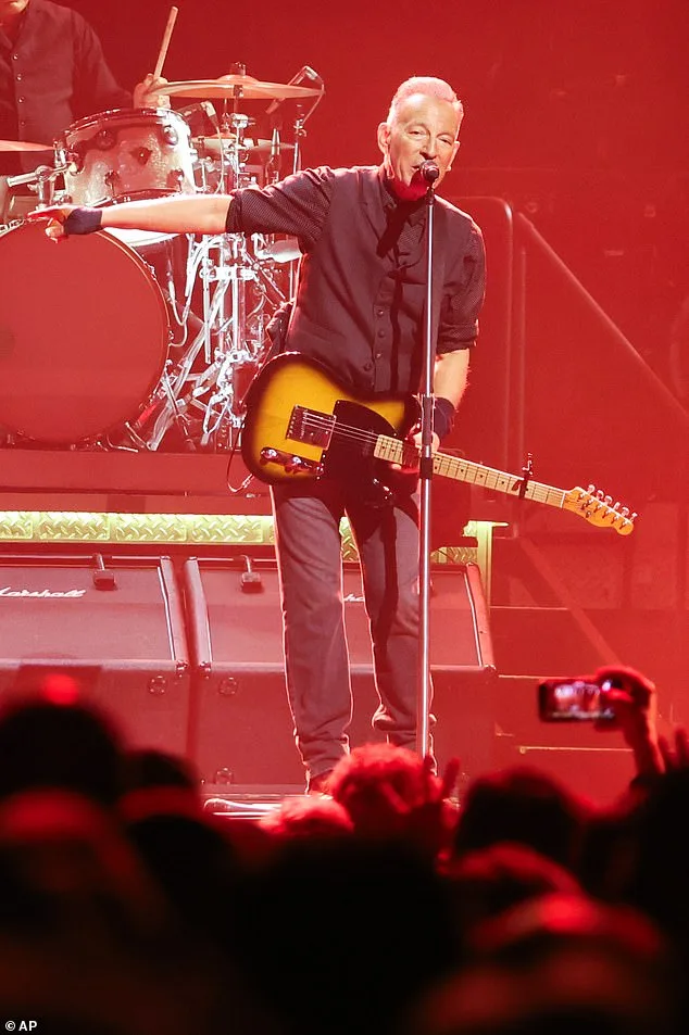 Bruce Springsteen Condemns Trump's Administration in Minneapolis Concert, Calls It 'Corrupt and Reckless